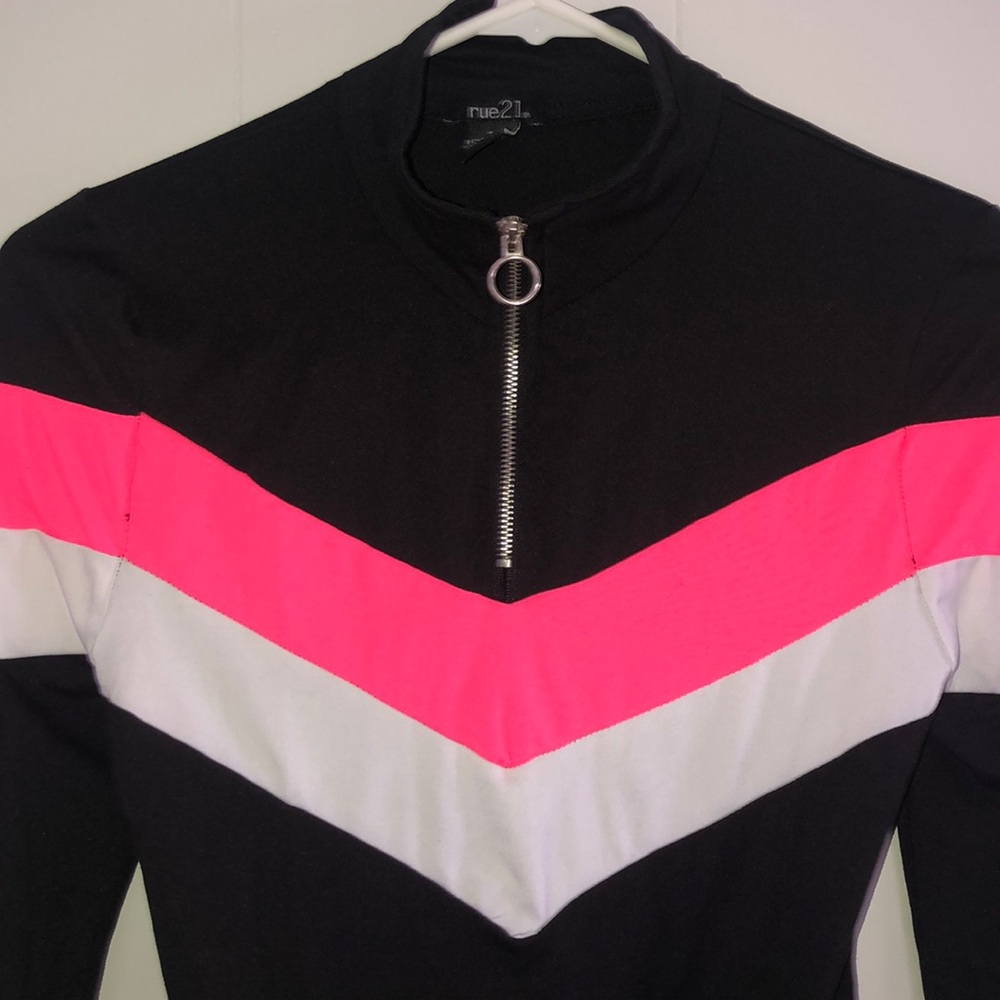 Women’s Long Sleeve Quarter Zip Top - Picture 3 of 3